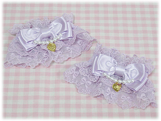 ap_wristcuffs_logoheart_color2.jpg